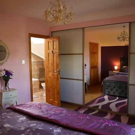Seascape On The Edge Of Town: 4 Beds All Ensuite. ベルマレット エクステリア 写真