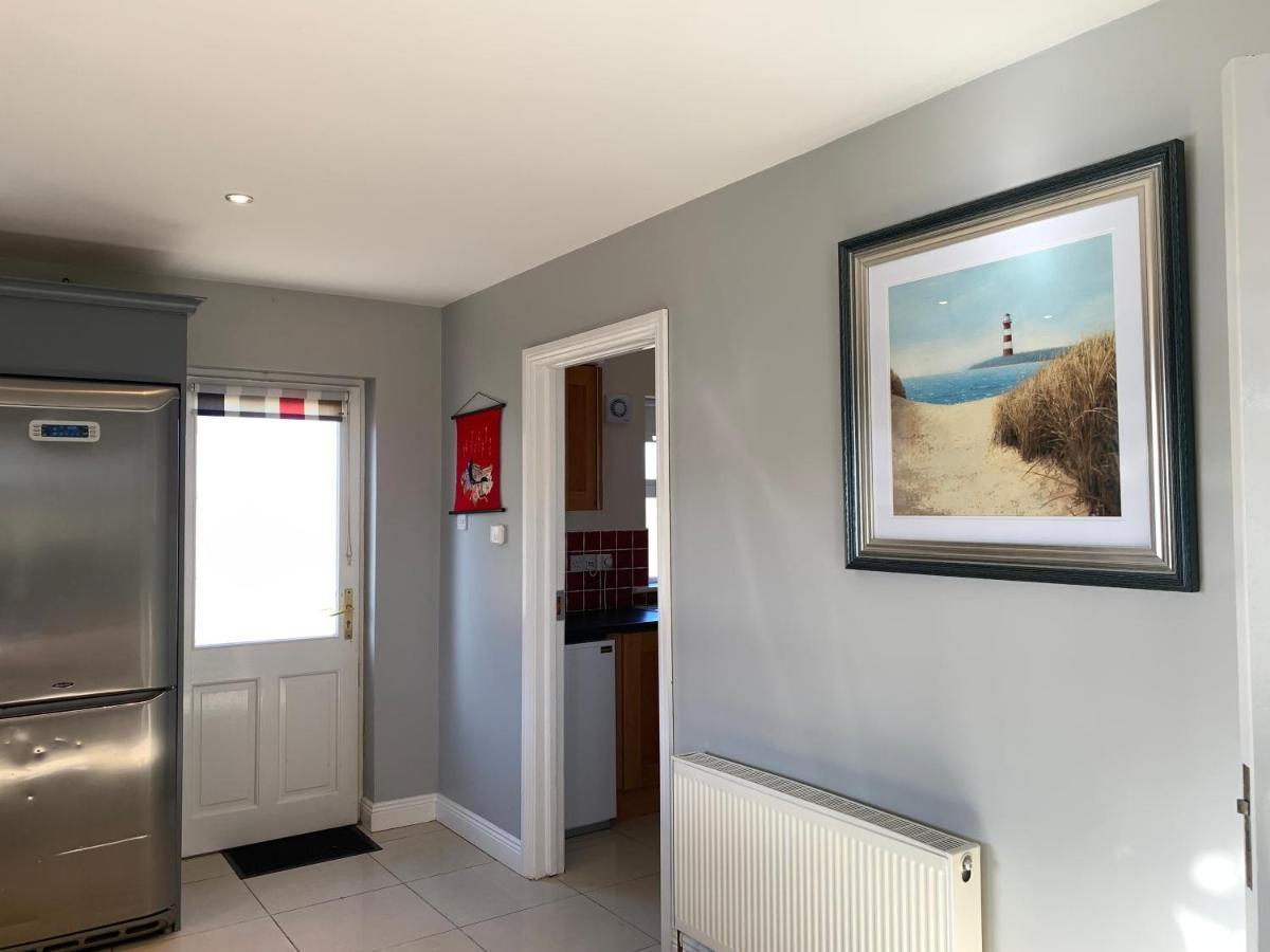 Seascape On The Edge Of Town: 4 Beds All Ensuite. ベルマレット エクステリア 写真