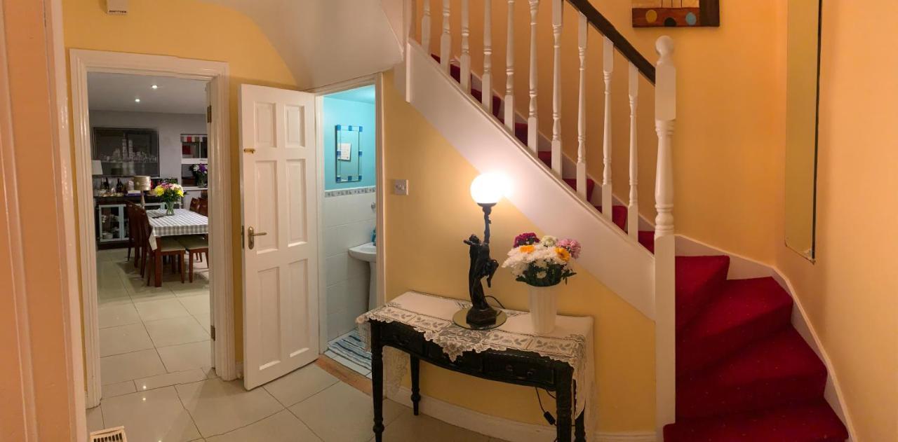 Seascape On The Edge Of Town: 4 Beds All Ensuite. ベルマレット エクステリア 写真