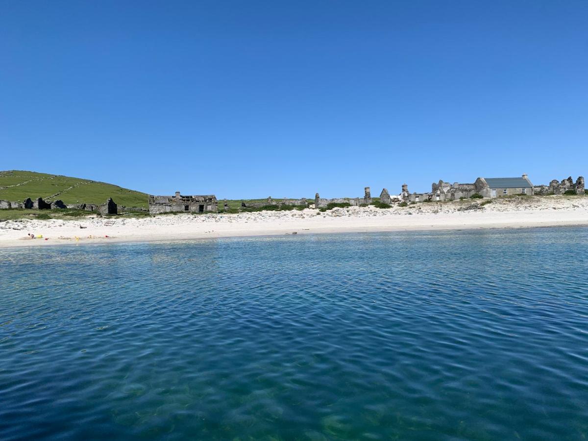 Seascape On The Edge Of Town: 4 Beds All Ensuite. ベルマレット エクステリア 写真