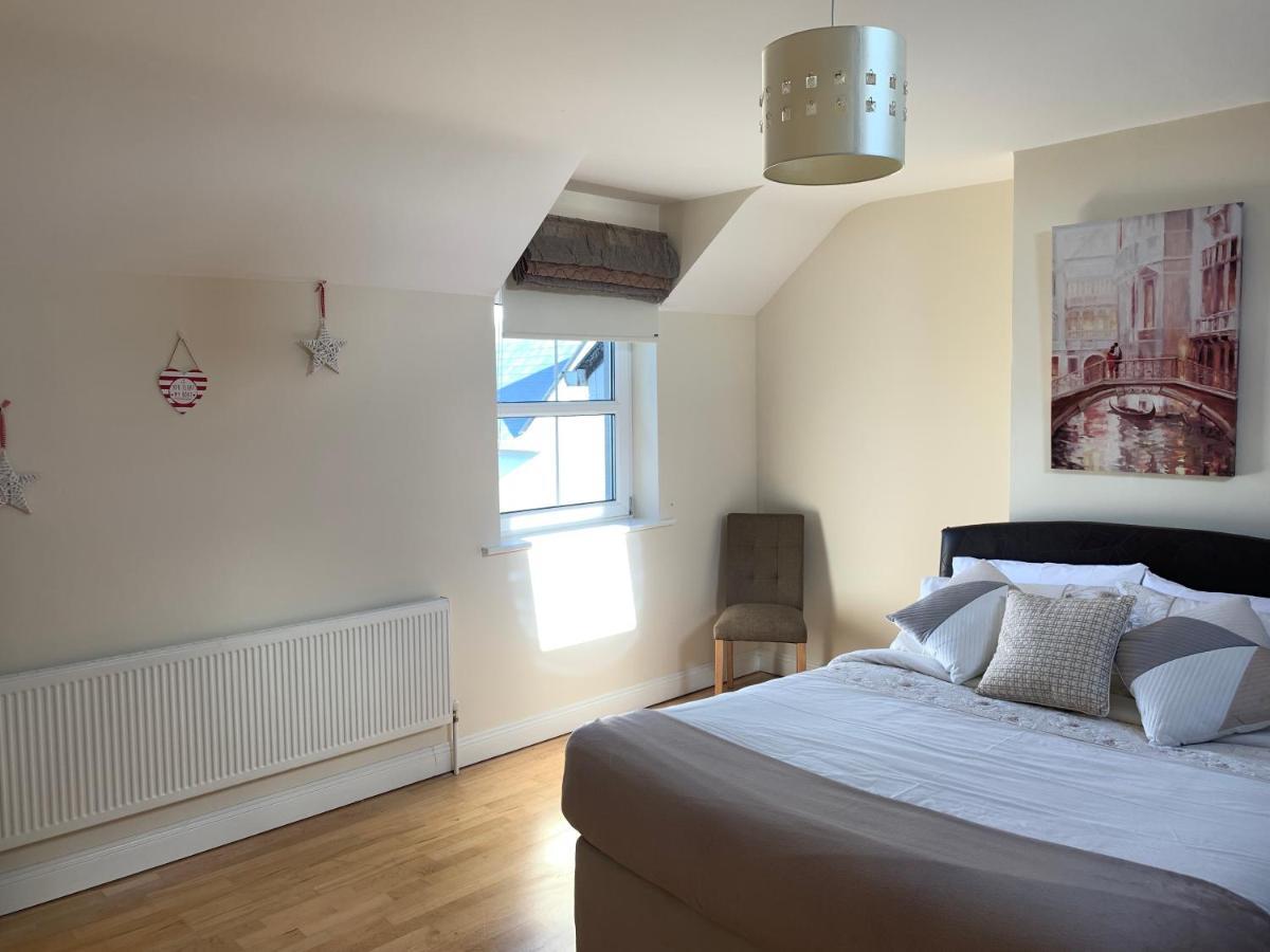 Seascape On The Edge Of Town: 4 Beds All Ensuite. ベルマレット エクステリア 写真